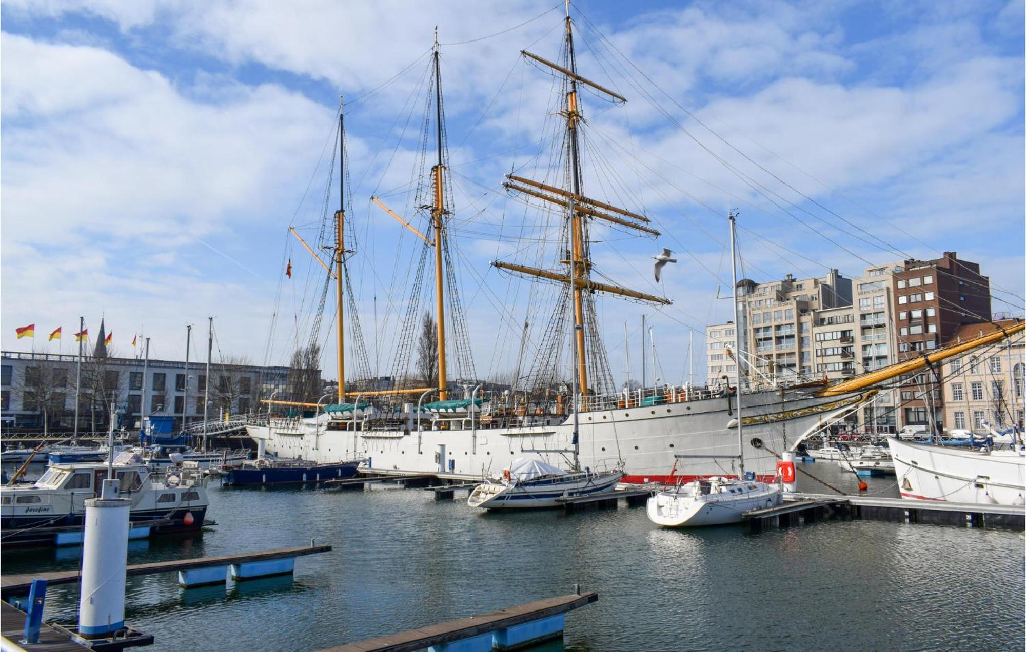 Residentie Zeezicht Lägenhet Oostende Exteriör bild